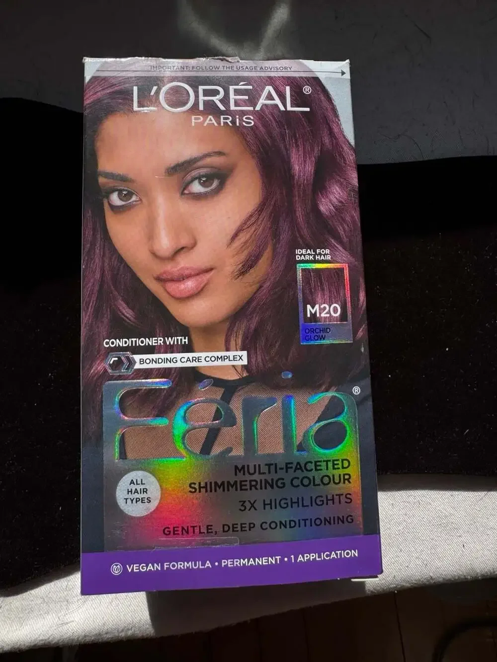L'Oreal Paris Feria M20 Orchid Glow Permanent Hair Color